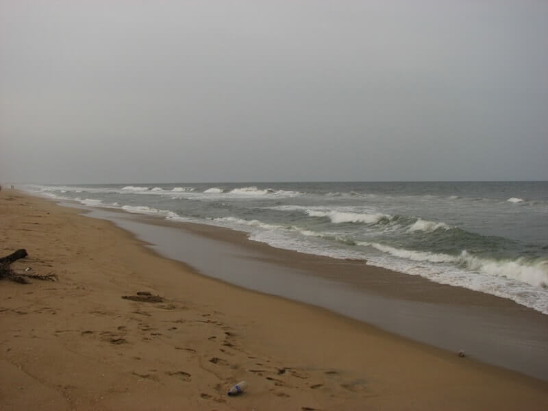 Neelamkarai Beach